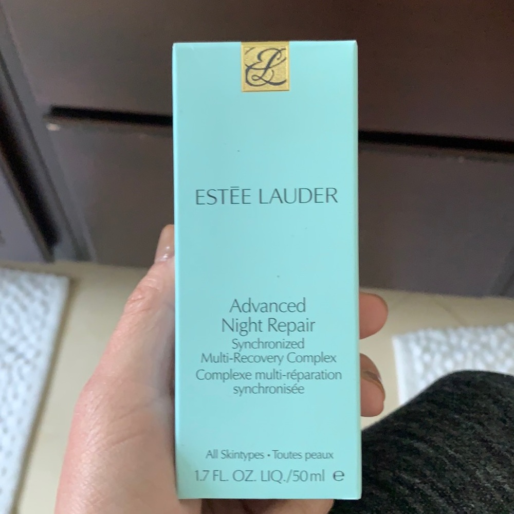Estée Lauder advanced night repair